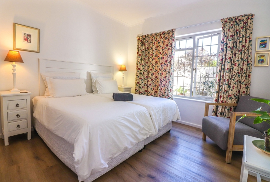 To Let 2 Bedroom Property for Rent in Voelklip Western Cape